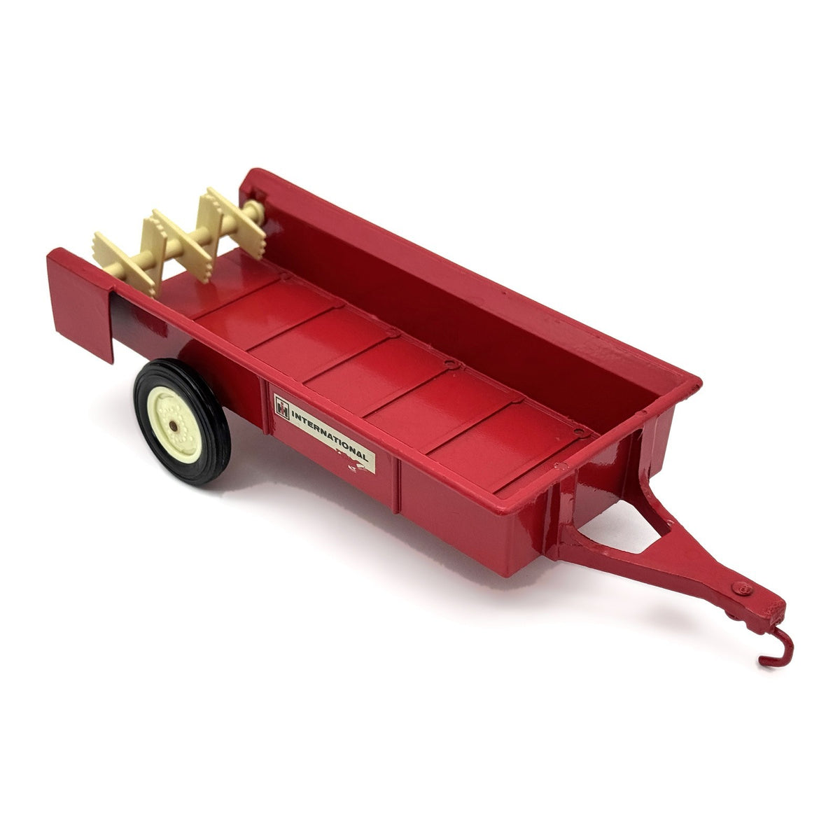 1/16 International Manure Spreader