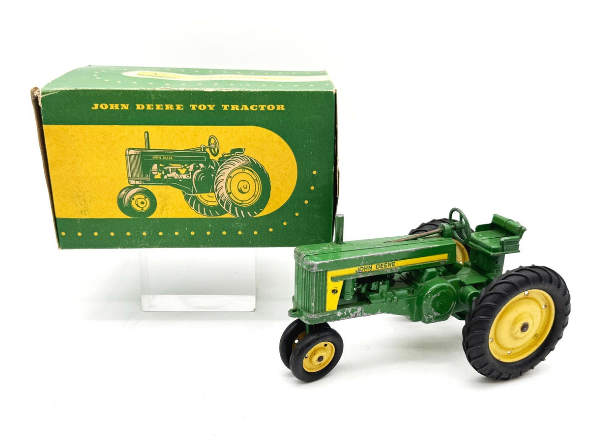 1/16 John Deere 620 Bareback w/ Original Box - Eska