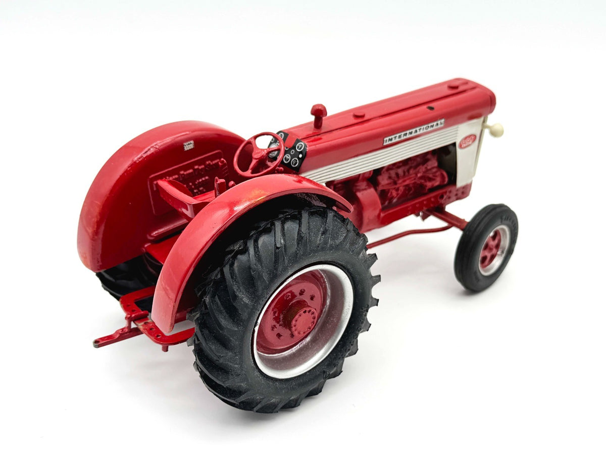 1/16 Custom International 660 Wheatland