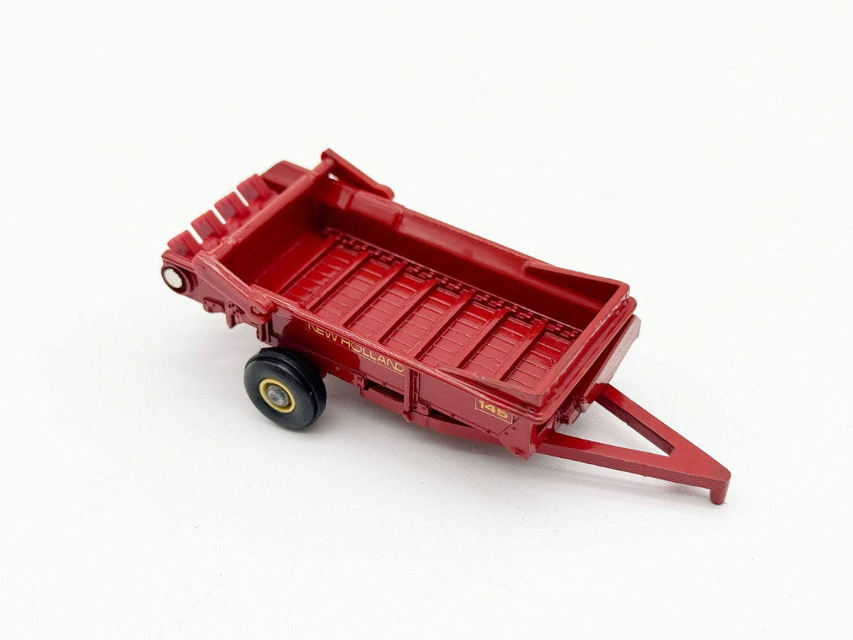 1/64 New Holland Manure Spreader
